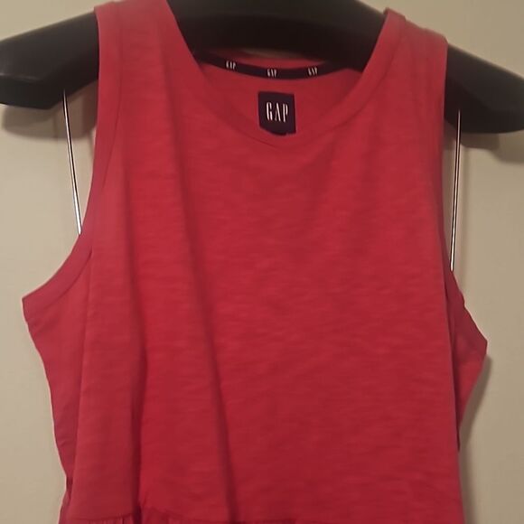 GAP WOMAN TIER DRESS LVERY BERRY NEW - Picture 3 of 7